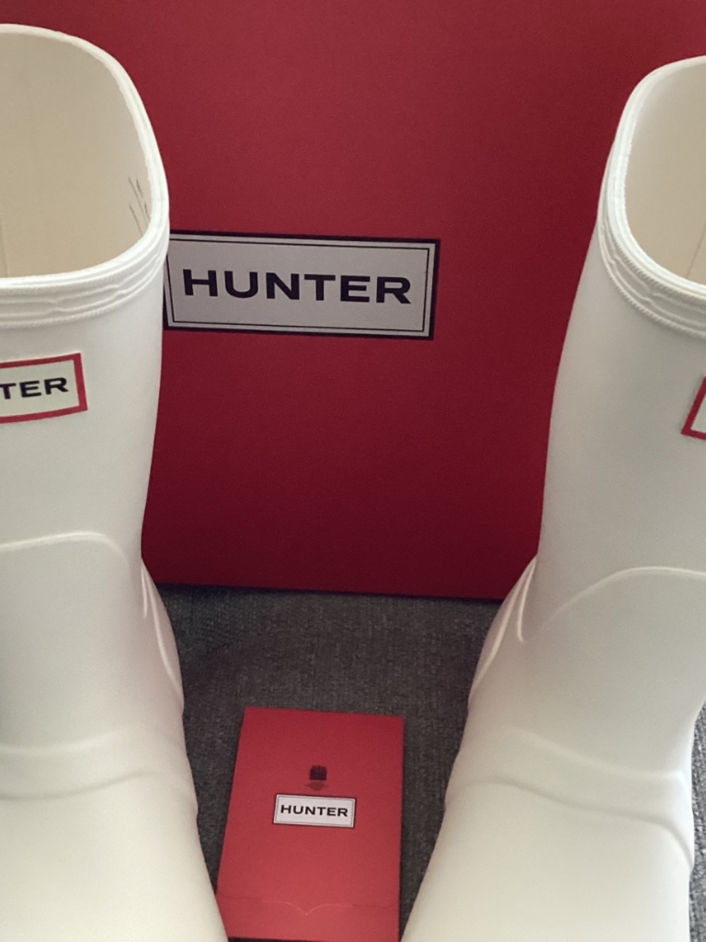 Hunter Original Short Waterproof Rain Boot, size 10 - Picture 4 of 11